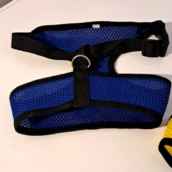 ‼️💰‼️Bundle of 3 Simple Mesh Walking Harnesses Sz S - Picture 4 of 4